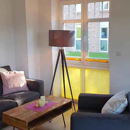 Hochwertige Traumferienwohnung - Neue Tiefe Naehe Suedstrand