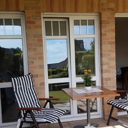 Hochwertige Traumferienwohnung - Neue Tiefe Naehe Suedstrand Apartment