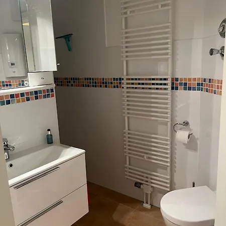Hochwertige Traumferienwohnung - Neue Tiefe Naehe Suedstrand *