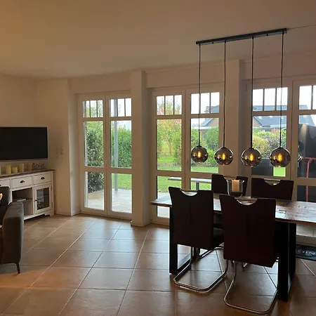 Apartment Hochwertige Traumferienwohnung - Neue Tiefe Nähe Südstrand *